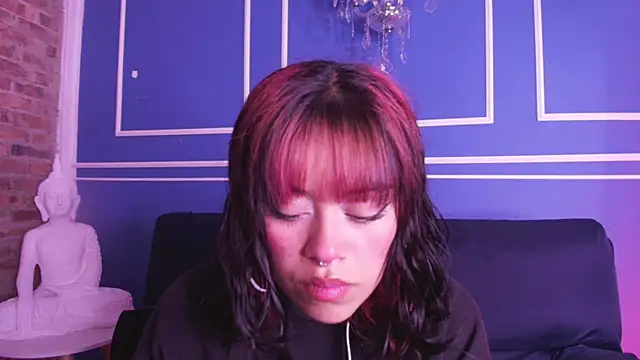 Snapshot of vanelope11 chatting on February 1, 2026, 2:32 am vanelope11 online show from February 1, 2026, 2:32 am