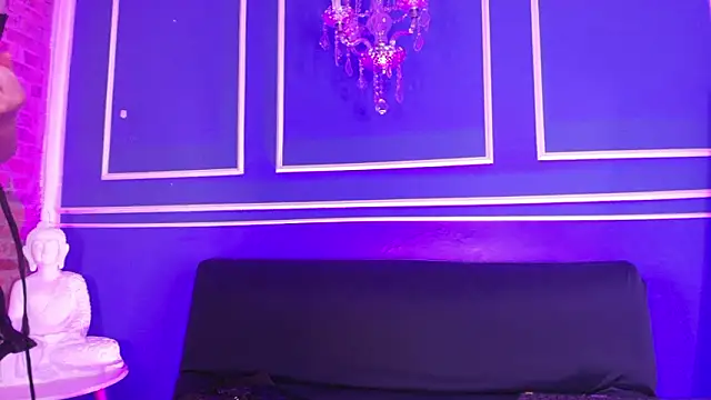 Snapshot of vanelope11 chatting on February 22, 2026, 2:45 am vanelope11 online show from February 22, 2026, 2:45 am