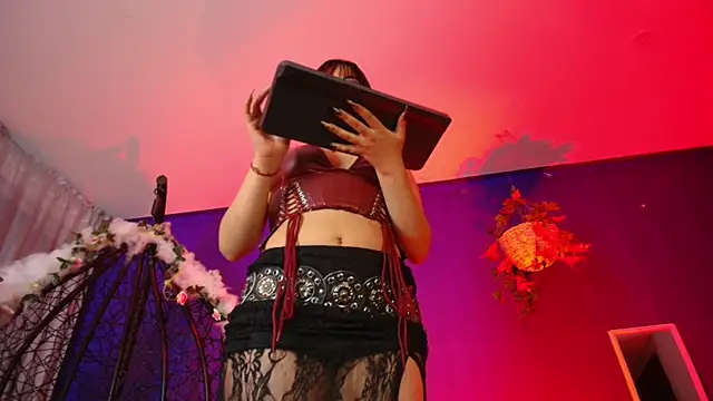 Snapshot of vanelope11 chatting on April 6, 2026, 4:46 am vanelope11 online show from April 6, 2026, 4:46 am