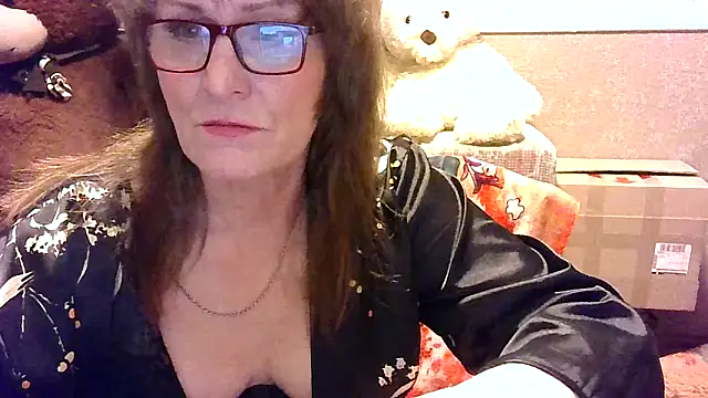 Manulyonok51 online show from October 28, 2025, 6:10 pm