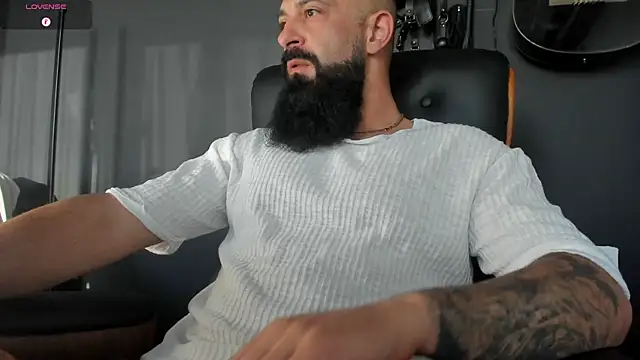 axxelrich  online show from September 16, 2025, 5:08 am