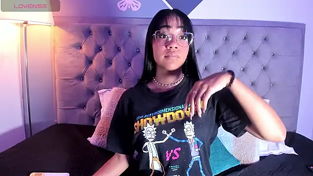 Snapshot of AriannaDavis chatting on January 24, 2025, 8:11 pm AriannaDavis online show from January 24, 2025, 8:11 pm