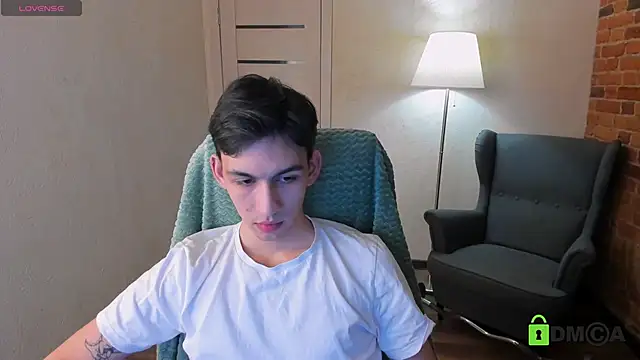 Ul Tima online show from December 1, 2024, 8:42 pm