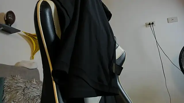 julian wallace online show from September 12, 2025, 7:03 pm