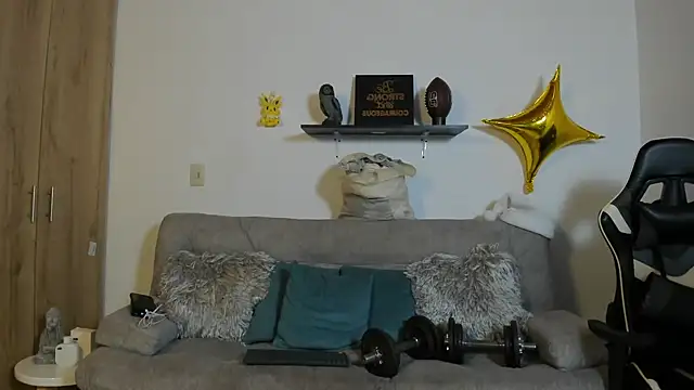 julian wallace online show from September 20, 2025, 3:07 am