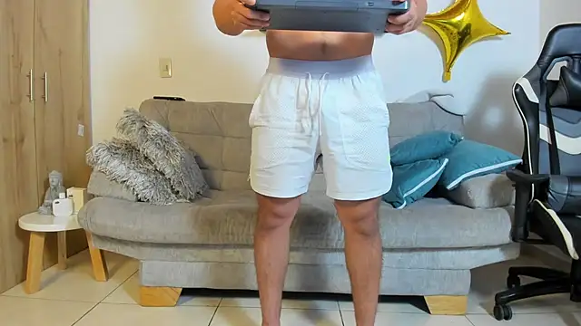 julian wallace online show from September 24, 2025, 2:31 pm