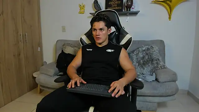 julian wallace online show from January 18, 2026, 11:08 pm