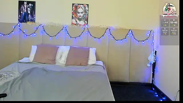 Snapshot of MuscleXXXBarbie chatting on December 31, 2024, 11:28 pm MuscleXXXBarbie online show from December 31, 2024, 11:28 pm