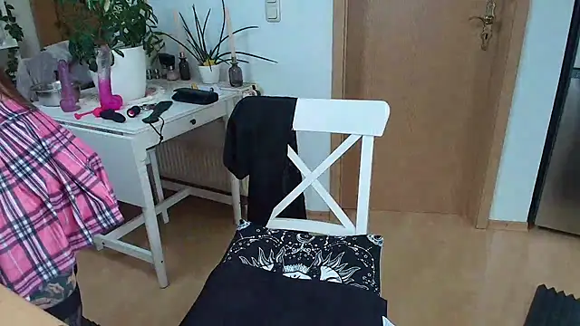 Snapshot of BrownieyQueen chatting on February 7, 2025, 2:04 pm BrownieyQueen online show from February 7, 2025, 2:04 pm