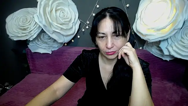 LiluGrants online show from December 4, 2025, 7:11 pm