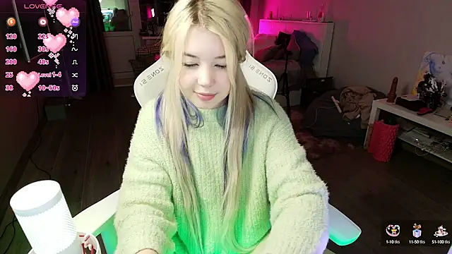 EvaSweetys online show from December 11, 2024, 7:36 pm