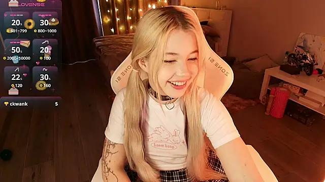 EvaSweetys online show from February 9, 2025, 10:42 am