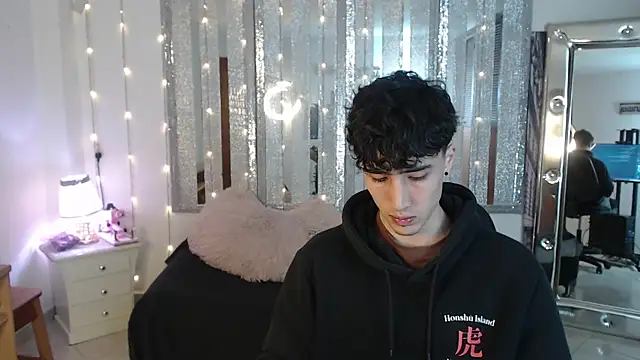 gojo satoru 18 online show from February 14, 2025, 12:14 pm