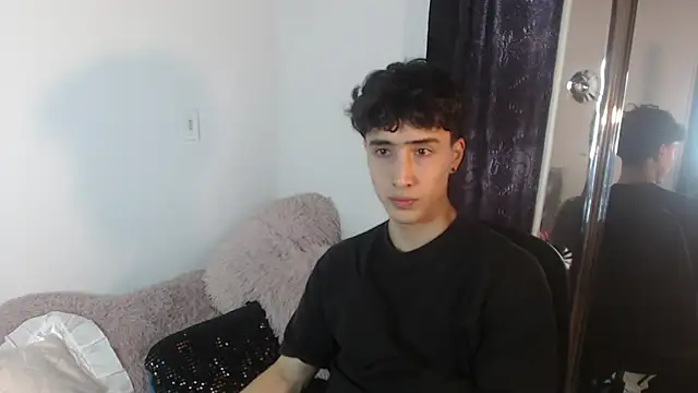 gojo satoru 18 online show from February 26, 2025, 12:47 pm