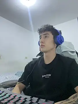 gojo satoru 18 online show from February 17, 2026, 2:30 am