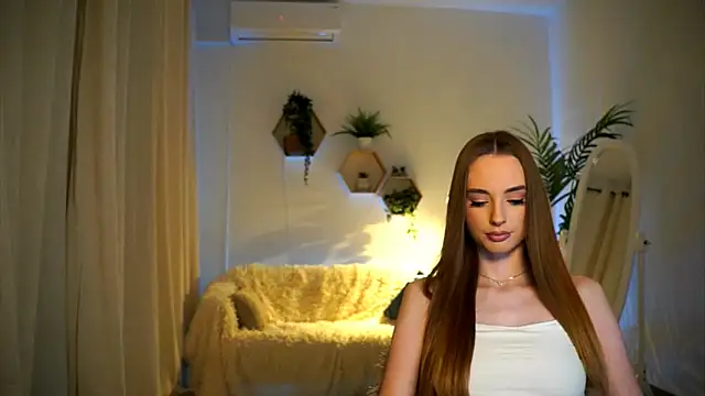 petitegonwiild online show from January 9, 2025, 2:51 pm