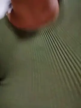 Snapshot of Horny-Mommy-Dirty chatting on October 25, 2025, 2:52 am Horny-Mommy-Dirty online show from October 25, 2025, 2:52 am