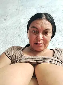 Snapshot of Horny-Mommy-Dirty chatting on October 25, 2025, 2:56 pm Horny-Mommy-Dirty online show from October 25, 2025, 2:56 pm