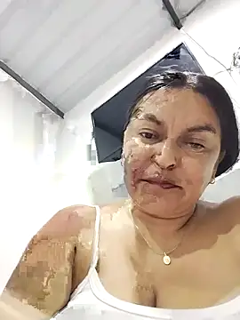 Snapshot of Horny-Mommy-Dirty chatting on December 19, 2025, 2:29 am Horny-Mommy-Dirty online show from December 19, 2025, 2:29 am