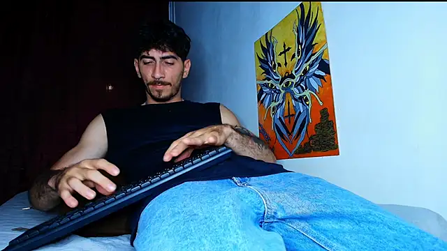 Thomass00 online show from November 8, 2025, 11:47 pm