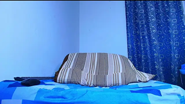 Thomass00 online show from March 30, 2026, 12:33 am