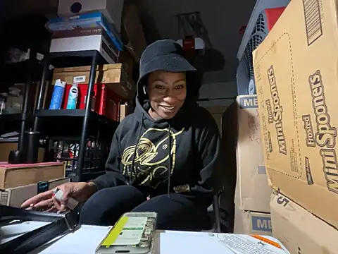 wynterheat online show from November 12, 2025, 7:31 am