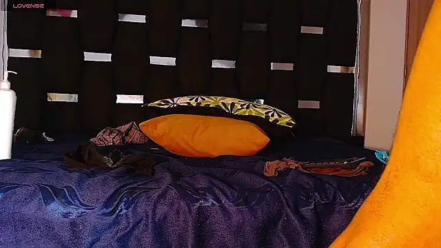 Snapshot of RyanRizzo chatting on February 18, 2025, 10:03 pm RyanRizzo online show from February 18, 2025, 10:03 pm