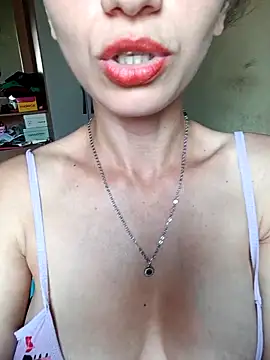 Nandasant09 online show from October 25, 2025, 4:46 pm