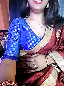 Snapshot of hot_Oliviaa chatting on February 1, 2025, 5:28 am hot Oliviaa online show from February 1, 2025, 5:28 am