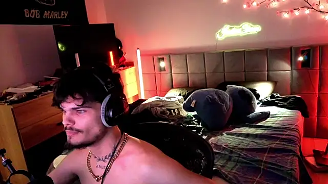 Snapshot of JordanShow chatting on March 21, 2026, 11:41 pm JordanShow online show from March 21, 2026, 11:41 pm