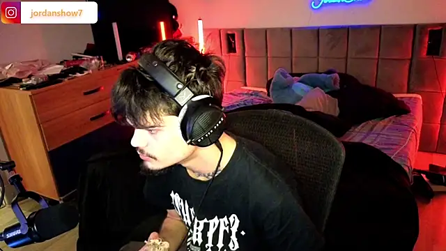 Snapshot of JordanShow chatting on March 24, 2026, 6:57 pm JordanShow online show from March 24, 2026, 6:57 pm