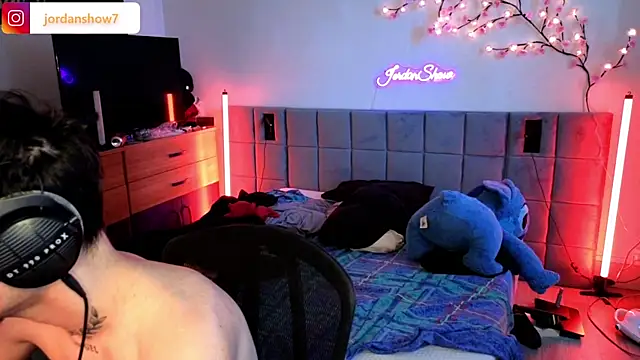 Snapshot of JordanShow chatting on March 25, 2026, 2:45 pm JordanShow online show from March 25, 2026, 2:45 pm