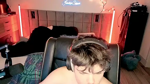 Snapshot of JordanShow chatting on April 8, 2026, 1:55 pm JordanShow online show from April 8, 2026, 1:55 pm