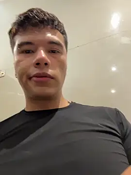 Logan smith1 online show from April 15, 2026, 6:04 pm