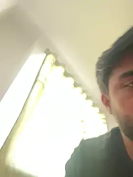 Snapshot of hotboysammy chatting on February 16, 2025, 8:21 am hotboysammy online show from February 16, 2025, 8:21 am