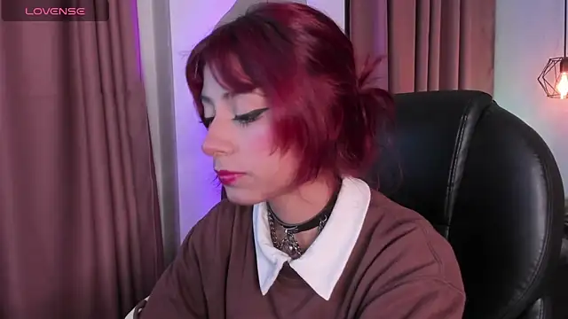 cloe  palmer online show from March 13, 2025, 11:51 am