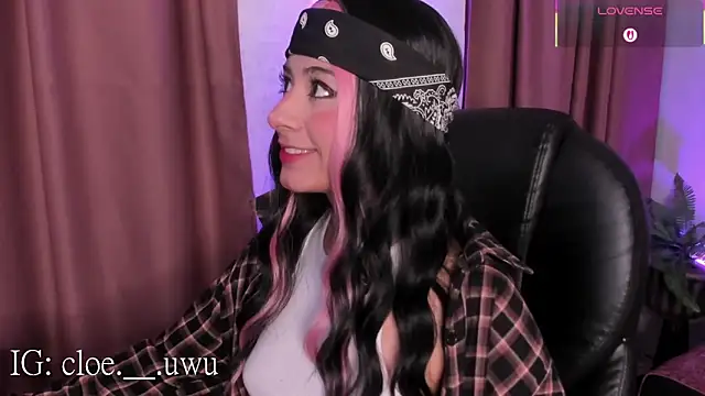 cloe  palmer online show from October 16, 2025, 12:17 pm