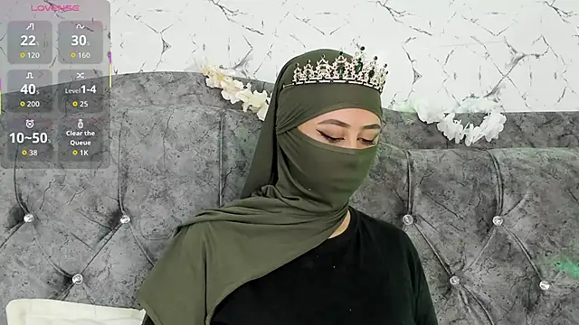 iiris  online show from September 9, 2025, 3:11 pm