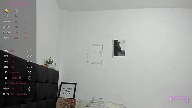 Snapshot of RoddyRich11 chatting on February 4, 2026, 12:00 pm RoddyRich11 online show from February 4, 2026, 12:00 pm