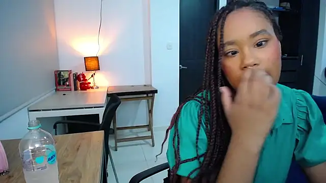 diabla sexyboobs online show from March 17, 2026, 11:19 pm