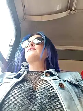 sophie banger online show from January 8, 2026, 7:38 pm