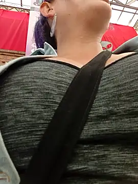 sophie banger online show from February 3, 2026, 10:37 pm