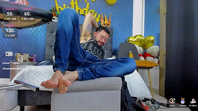 leondevereda online show from February 19, 2025, 11:14 pm