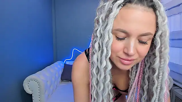 rock n roxy online show from January 21, 2025, 5:05 am