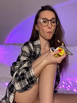 cutte dora online show from March 2, 2026, 3:08 pm