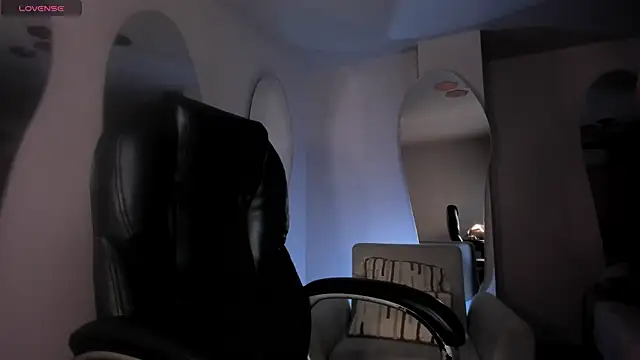 ChloePreston  online show from July 5, 2026, 11:06 am