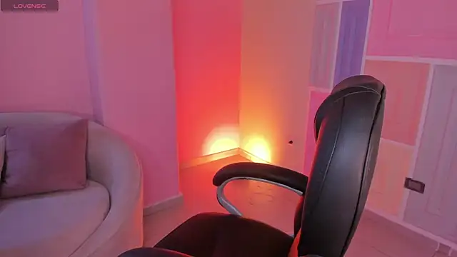 ChloePreston  online show from July 7, 2026, 11:14 am
