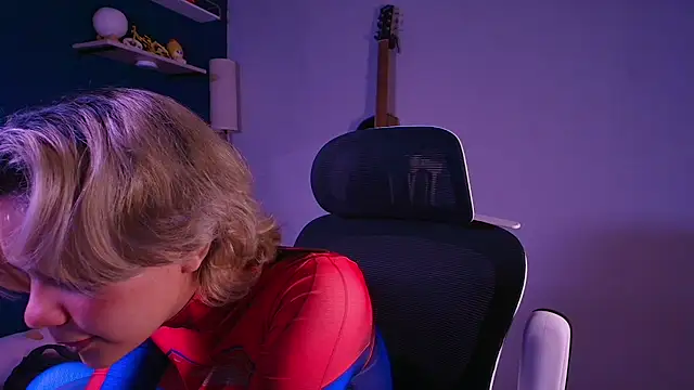 marlena3312 online show from February 12, 2026, 1:39 pm