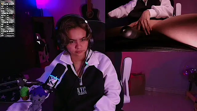 marlena3312 online show from March 25, 2026, 2:12 pm