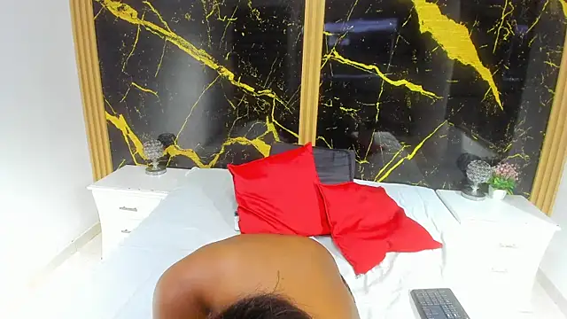 Snapshot of CarlieLyn chatting on February 25, 2026, 7:34 pm CarlieLyn online show from February 25, 2026, 7:34 pm